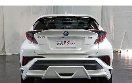 Toyota C-HR I рестайлинг, 2022 год, 1 851 000 рублей, 20 фотография