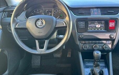 Skoda Octavia, 2016 год, 890 000 рублей, 10 фотография