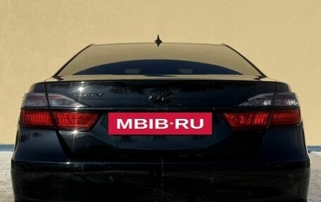 Toyota Camry, 2017 год, 2 295 000 рублей, 8 фотография