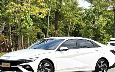 Hyundai Elantra, 2023 год, 1 540 888 рублей, 2 фотография