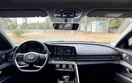 Hyundai Elantra, 2023 год, 1 540 888 рублей, 16 фотография