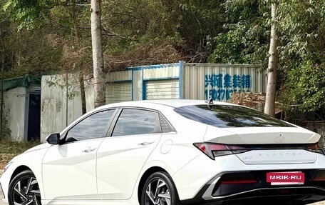 Hyundai Elantra, 2023 год, 1 540 888 рублей, 5 фотография