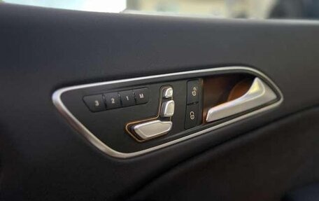 Mercedes-Benz CLA, 2019 год, 1 350 000 рублей, 25 фотография