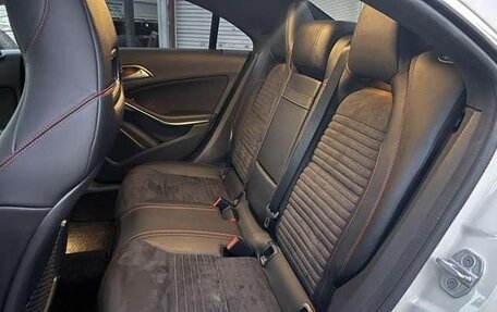 Mercedes-Benz CLA, 2019 год, 1 350 000 рублей, 23 фотография