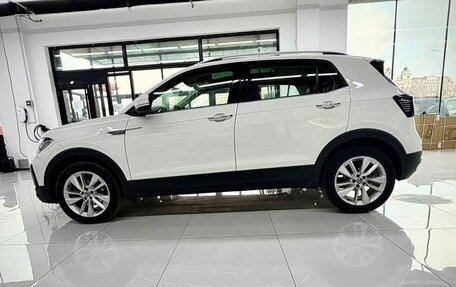 Volkswagen T-Cross I, 2021 год, 1 937 000 рублей, 4 фотография