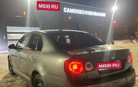 Volkswagen Jetta VI, 2006 год, 350 000 рублей, 4 фотография