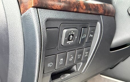 Toyota Land Cruiser 200, 2013 год, 4 650 000 рублей, 15 фотография