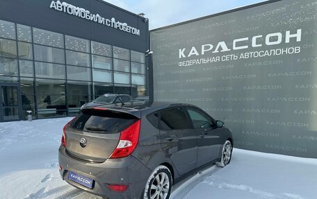 Hyundai Solaris II рестайлинг, 2011 год, 580 000 рублей, 2 фотография