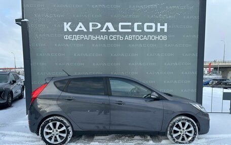 Hyundai Solaris II рестайлинг, 2011 год, 580 000 рублей, 4 фотография