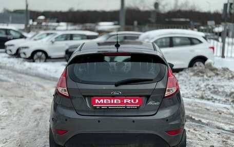 Ford Fiesta, 2018 год, 899 000 рублей, 5 фотография