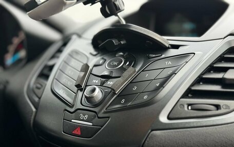 Ford Fiesta, 2018 год, 899 000 рублей, 13 фотография