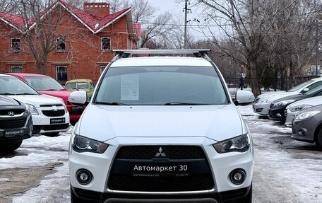 Mitsubishi Outlander III рестайлинг 3, 2010 год, 1 199 990 рублей, 2 фотография