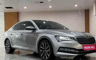 Skoda Superb III рестайлинг, 2023 год, 2 069 100 рублей, 1 фотография