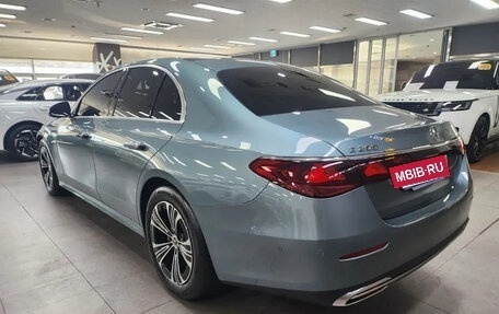 Mercedes-Benz E-Класс, 2025 год, 5 970 098 рублей, 2 фотография