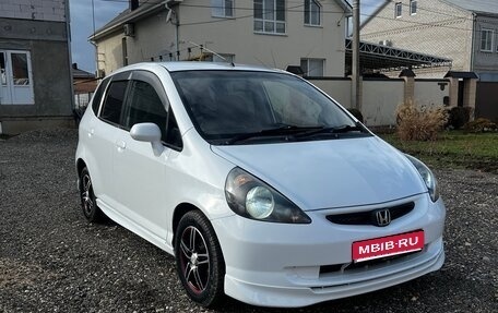 Honda Fit III, 2001 год, 380 000 рублей, 1 фотография
