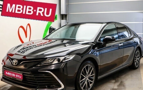 Toyota Camry, 2023 год, 3 575 000 рублей, 1 фотография