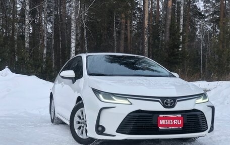 Toyota Corolla, 2021 год, 2 200 000 рублей, 1 фотография