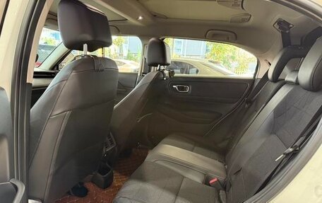 Honda Vezel, 2023 год, 2 100 000 рублей, 9 фотография