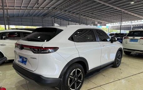 Honda Vezel, 2023 год, 2 100 000 рублей, 5 фотография