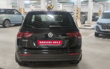 Volkswagen Tiguan II, 2019 год, 2 550 000 рублей, 4 фотография