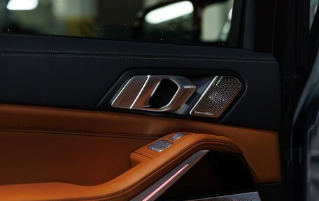 BMW X7, 2022 год, 15 500 000 рублей, 22 фотография