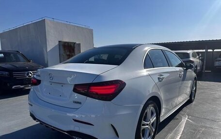 Mercedes-Benz A-Класс, 2022 год, 2 100 000 рублей, 6 фотография