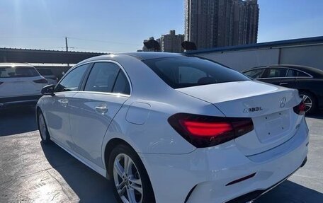 Mercedes-Benz A-Класс, 2022 год, 2 100 000 рублей, 5 фотография