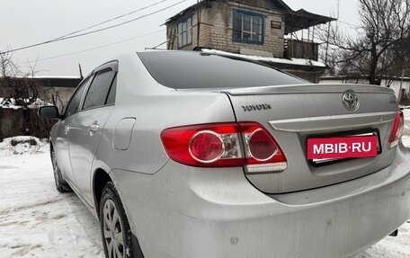 Toyota Corolla, 2011 год, 700 000 рублей, 5 фотография