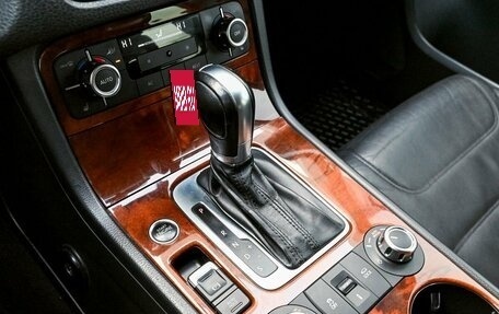 Volkswagen Touareg III, 2010 год, 1 849 000 рублей, 16 фотография