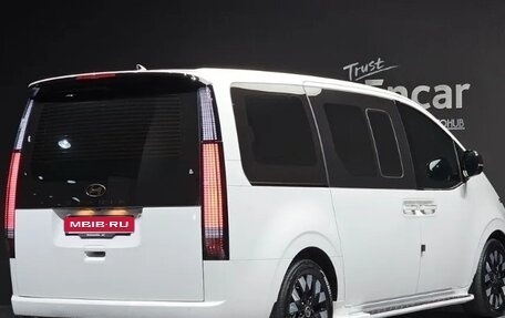 Hyundai Staria, 2024 год, 5 365 011 рублей, 3 фотография