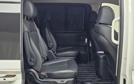 Hyundai Staria, 2024 год, 5 365 011 рублей, 14 фотография