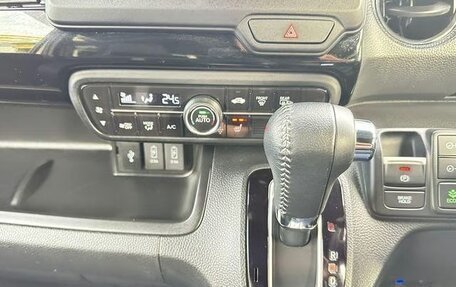 Honda N-BOX II, 2021 год, 646 000 рублей, 24 фотография