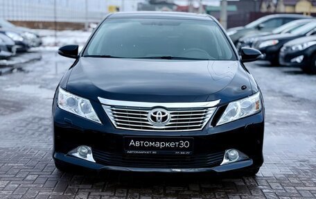 Toyota Camry, 2012 год, 1 749 990 рублей, 2 фотография
