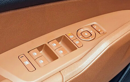 KIA Sportage IV рестайлинг, 2025 год, 14 фотография