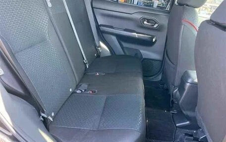 Toyota Raize I, 2022 год, 1 560 000 рублей, 6 фотография