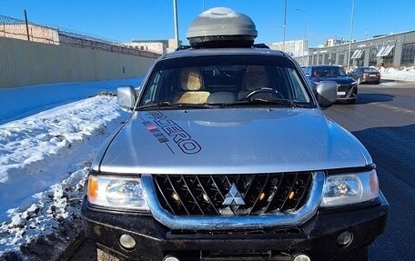 Mitsubishi Pajero Sport II рестайлинг, 2002 год, 800 000 рублей, 3 фотография