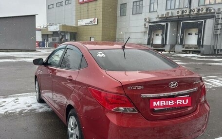 Hyundai Solaris II рестайлинг, 2015 год, 800 000 рублей, 6 фотография