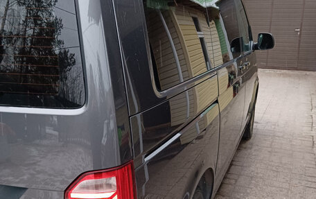 Volkswagen Multivan T6 рестайлинг, 2019 год, 3 800 000 рублей, 7 фотография