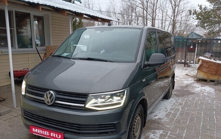 Volkswagen Multivan T6 рестайлинг, 2019 год, 3 800 000 рублей, 3 фотография