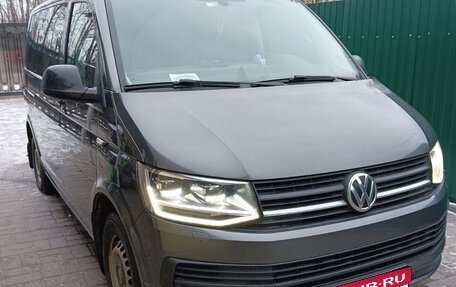 Volkswagen Multivan T6 рестайлинг, 2019 год, 3 800 000 рублей, 11 фотография