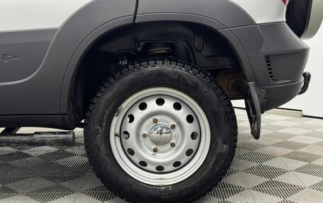 Chevrolet Niva I рестайлинг, 2018 год, 837 500 рублей, 2 фотография