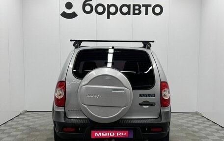 Chevrolet Niva I рестайлинг, 2018 год, 837 500 рублей, 7 фотография