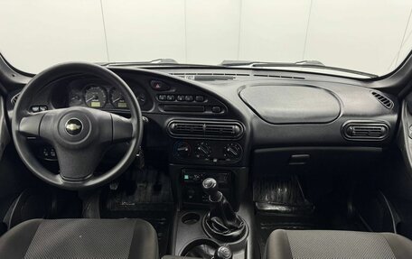 Chevrolet Niva I рестайлинг, 2018 год, 837 500 рублей, 14 фотография