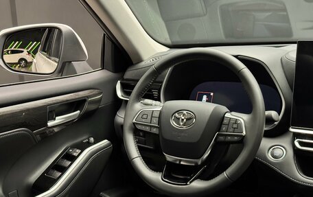 Toyota Highlander, 2025 год, 5 850 000 рублей, 10 фотография