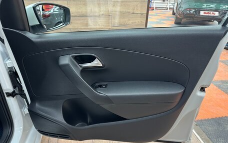 Volkswagen Polo VI (EU Market), 2019 год, 1 330 000 рублей, 33 фотография