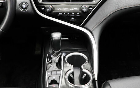 Toyota Camry, 2023 год, 3 575 000 рублей, 13 фотография