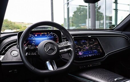 Mercedes-Benz E-Класс, 2025 год, 5 630 500 рублей, 10 фотография