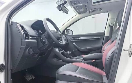 Skoda Karoq I, 2022 год, 2 100 000 рублей, 15 фотография