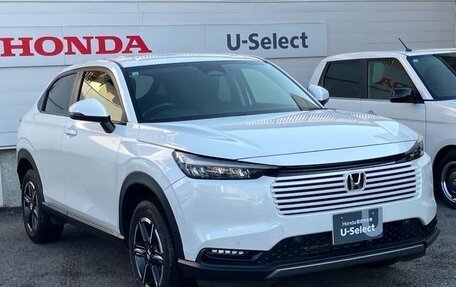 Honda Vezel, 2022 год, 2 070 000 рублей, 3 фотография