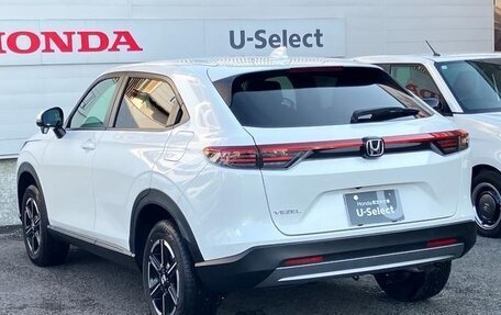 Honda Vezel, 2022 год, 2 070 000 рублей, 7 фотография